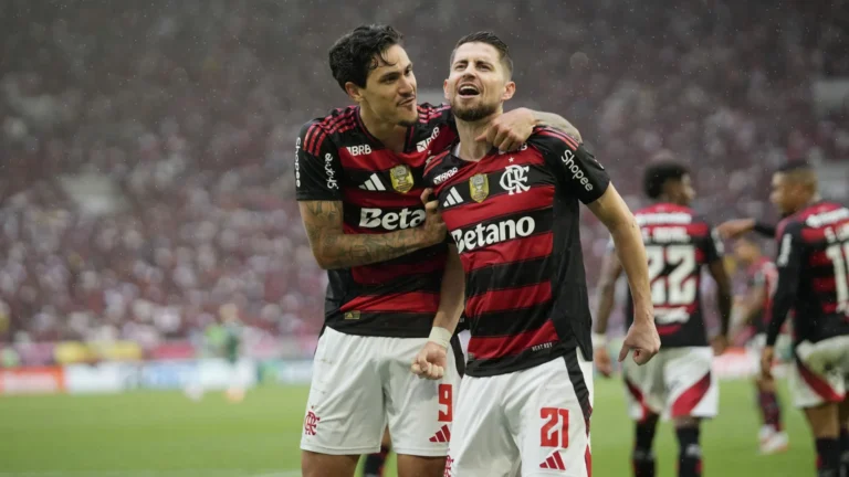 Derrota deixa Fla com menos de 35% de chance de título no Brasileirão; veja