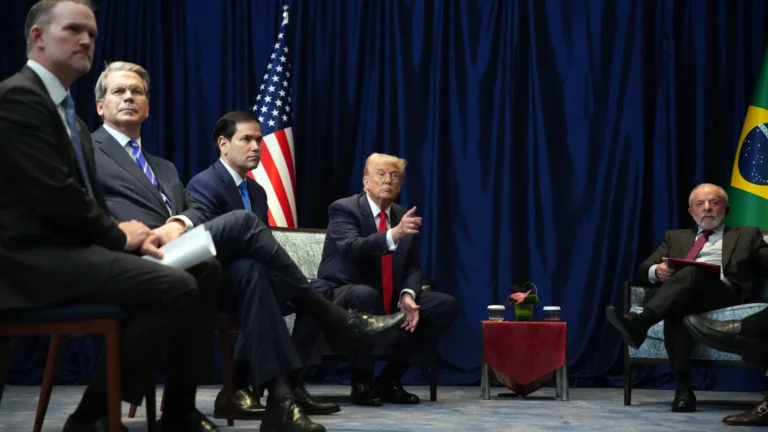 Aliados de Lula comemoram reunião com Trump e ‘postura firme’ do presidente
