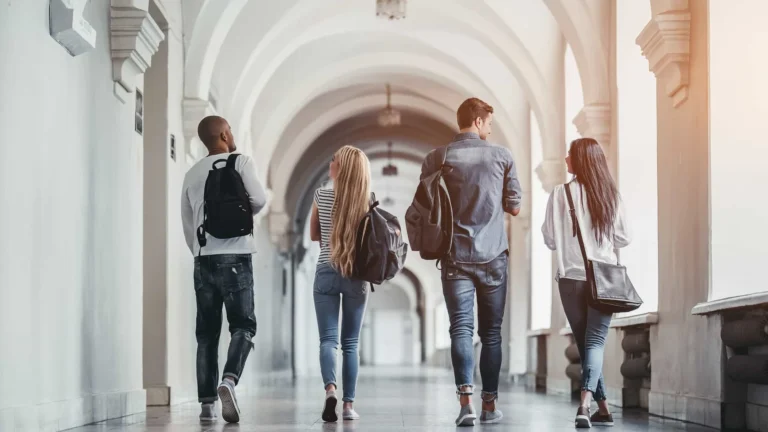 Mutirão tem 11,2 mil vagas de estágio e aprendizagem em 18 estados e no DF