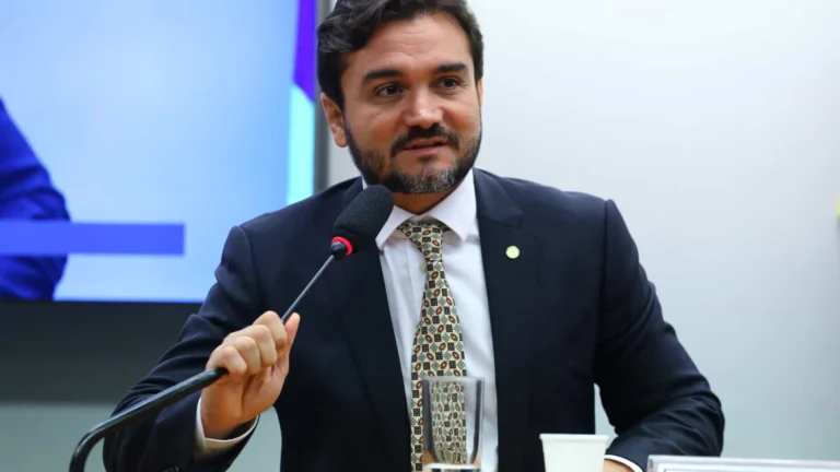 Conselho de Ética do União Brasil recomenda a expulsão de Celso Sabino do partido