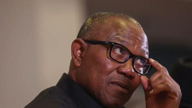 Presidente da Nigéria diz que está disposto a se reunir com Trump após ameaças de ataque