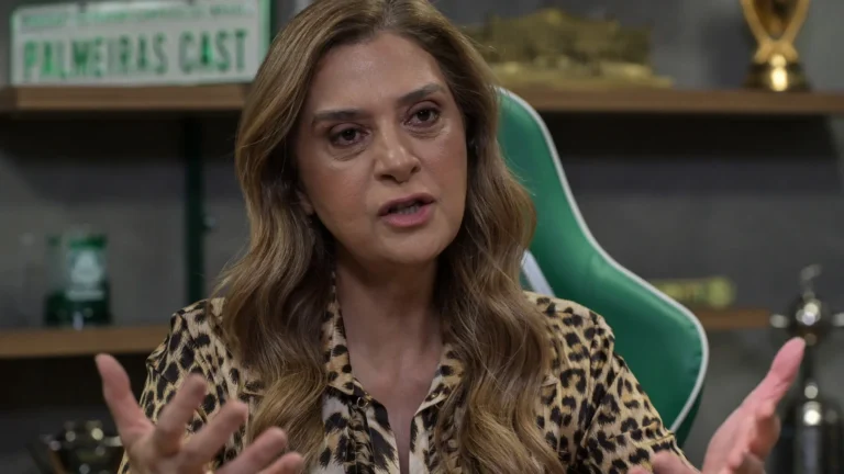 Leila diz que tem acordo verbal para renovação de Abel com Palmeiras