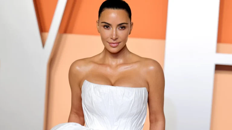Disney traz Kim Kardashian e Naomi Watts ao Brasil para divulgar nova série jurídica