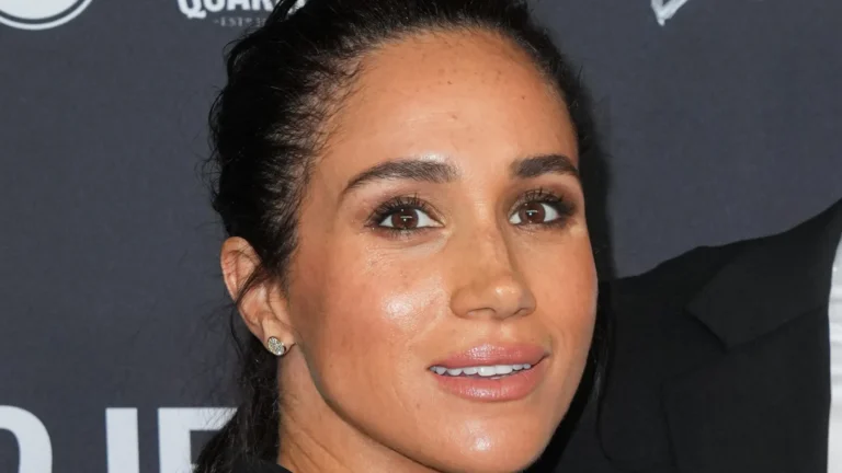 Meghan Markle retoma carreira de atriz após oito anos afastada