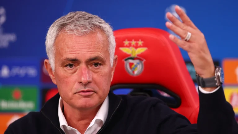 Zerado na Champions, Mourinho segue otimista: Matemática mostra que dá