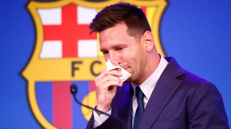 Presidente do Barcelona anuncia que Messi terá estátua no novo Camp Nou