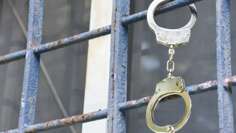 Russo é preso em flagrante por importunação sexual após filmar menor na zona oeste de SP