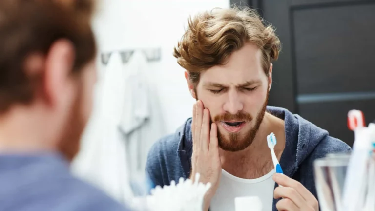 Dor de dente: oque sua rotina de higiene revela sobre sua saúde bucal