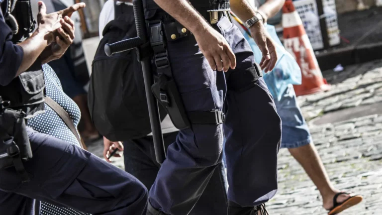 Polícia Militar faz operação no Complexo da Maré no Rio