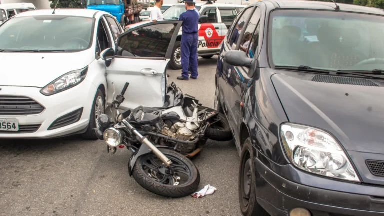 Crescem atropelamentos por motocicletas enquanto carros matam menos em São Paulo