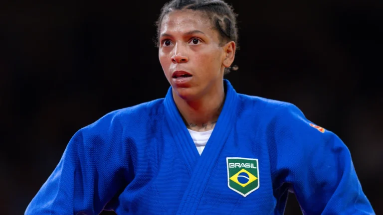 Rafaela Silva evita falar em aposentadoria, mas indica ‘última Olimpíada’