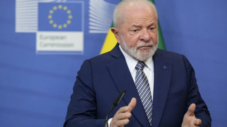 Governo Lula prevê R$ 229 mi de investimentos em primeiro leilão de terminais portuários do ano