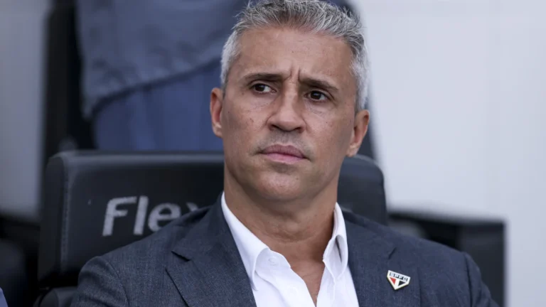 Crespo prepara cria de Cotia para ser opção contra o Coritiba