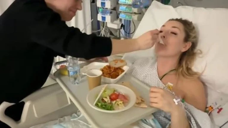 Imagens mostram recuperação de Lindsey Vonn após queda nas Olimpíadas