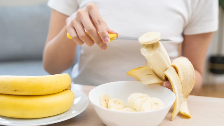 Saiba o que acontece à sua pressão arterial depois de comer bananas