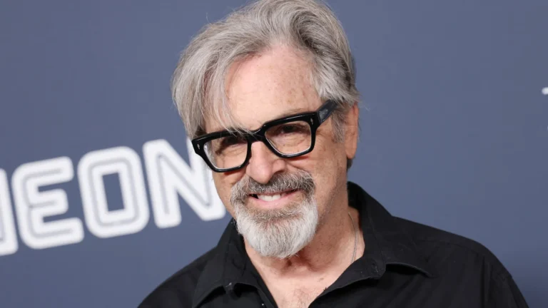 Morre Robert Carradine, ator de ‘Lizzie McGuire’ e ‘A Vingança dos Nerds’