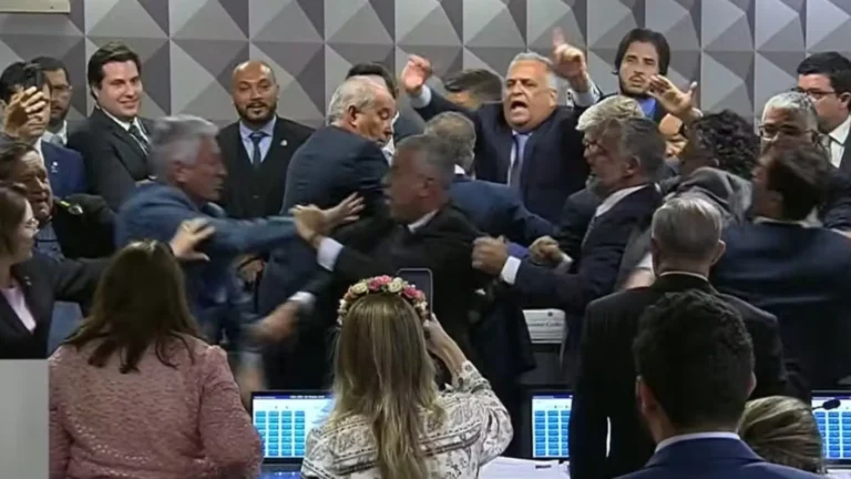 CPI do INSS aprova quebra de sigilo bancário de Lulinha e meio a bate-boca