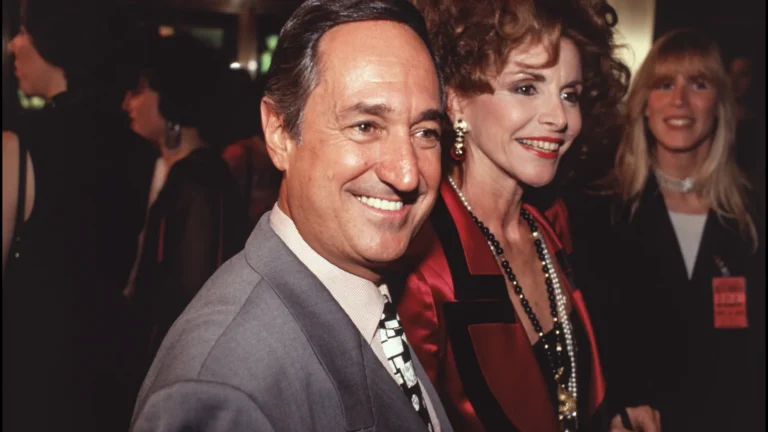 Neil Sedaka, cantor e compositor ícone do pop dos anos 1960, morre aos 86