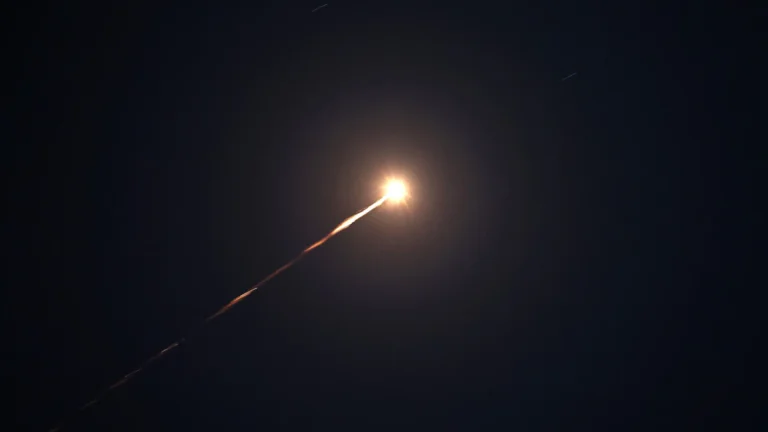 OTAN intercepta míssil iraniano no espaço aéreo turco