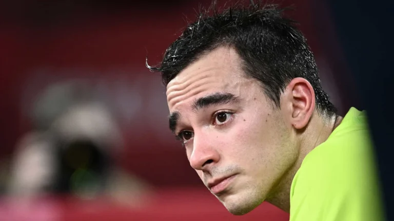 Hugo Calderano perde para francês de virada e dá adeus ao WTT Champions