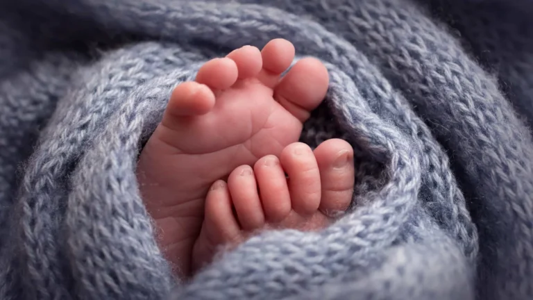 DNA não consegue identificar pai após mulher se envolver com gêmeos