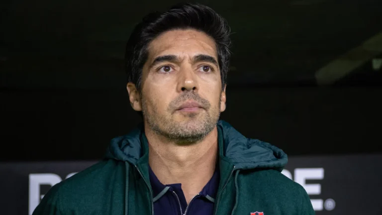 Abel exalta Leila e diz que ‘em qualquer clube teria sido despedido’ por triplo vice em 2025