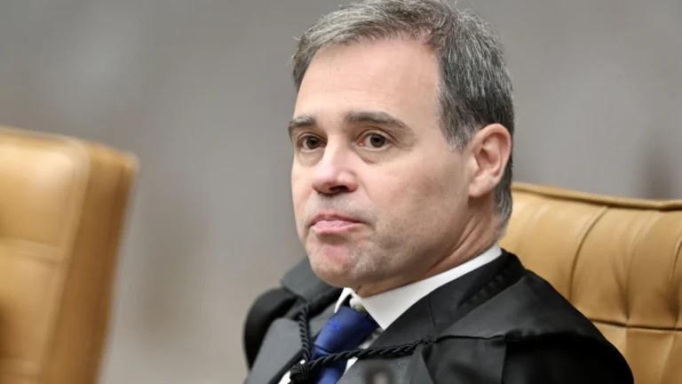 STF começa a julgar liminar de Mendonça que prorroga CPI do INSS