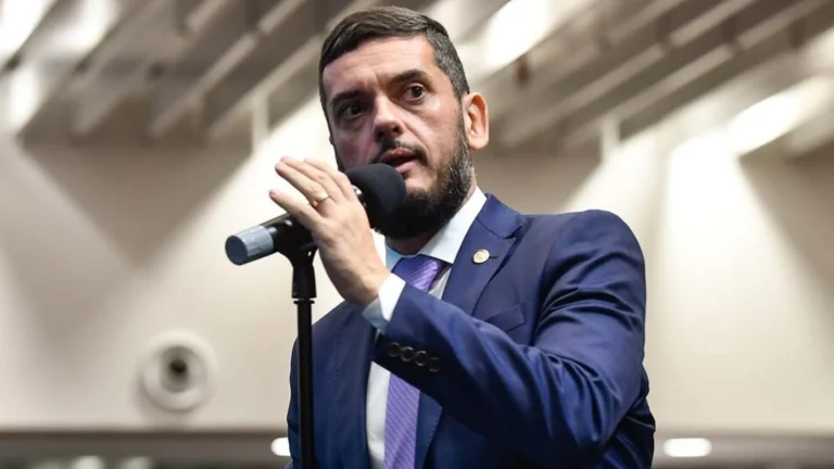 PF prende pela segunda vez Rodrigo Bacellar, ex-presidente da Alerj