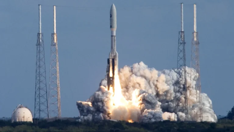 Nasa tentará lançar em 1º de abril missão tripulada para contornar a Lua