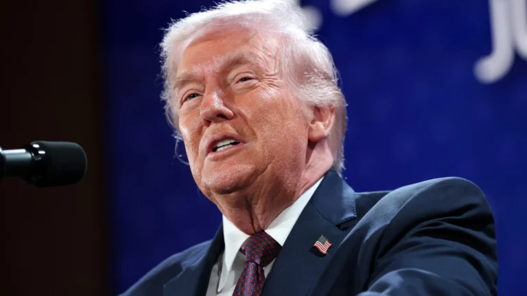 Trump ameaça o Irã com força “nunca vista antes”