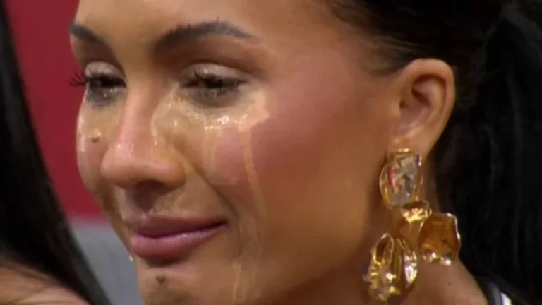 Maxiane reage a beijo de Jonas e Marciele no BBB 26 e diz que ‘homem está aí para isso’