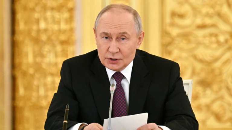 Putin lamenta morte de Ali Khamenei: “Violação cínica de todas as normas”