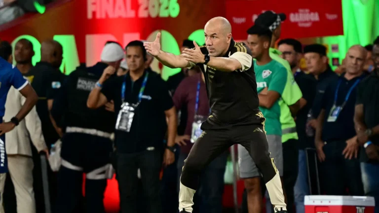 Jardim adota regime de concentração e até bilhetinho em início no Flamengo