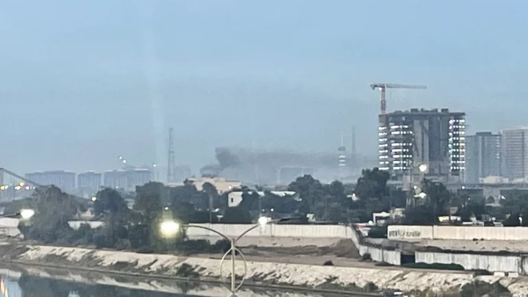 Embaixada dos Estados Unidos na capital do Iraque é atingida por míssil