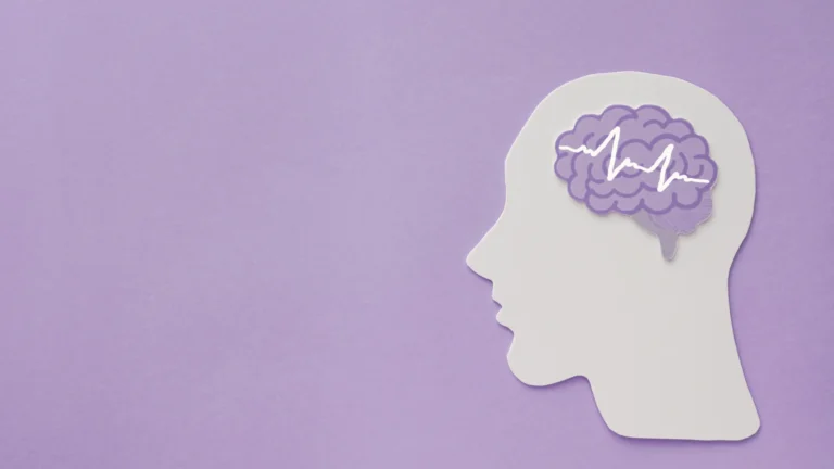 Neurologista alerta sobre hábito noturno que afeta o cérebro