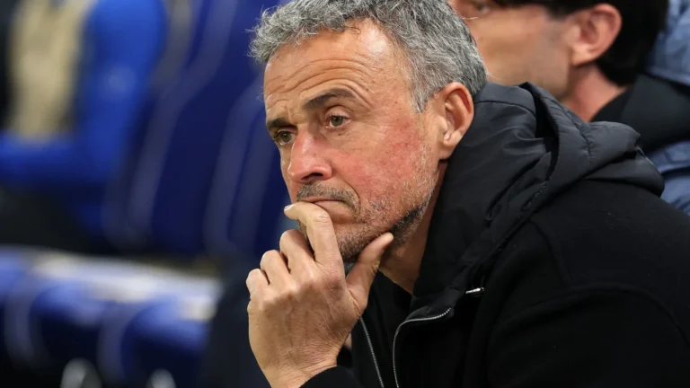 Luis Enrique deixa aviso aos rivais e encaminha renovação no PSG