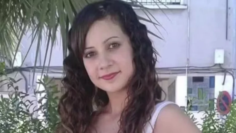 Jovem vítima de estupro coletivo morre após passar por eutanásia