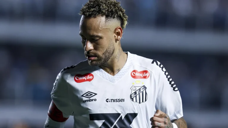 Neymar pode sofrer punição por fala machista após jogo do Santos; entenda