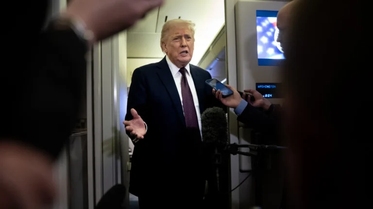 Trump promete ‘inferno’ se Irã não reabrir Estreito de Ormuz em até 48h